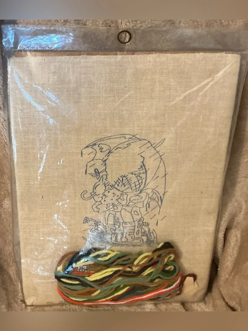 Vintage 1970s Paragon Hummel Umbrella Children 0365 Crewel Embroidery Kit